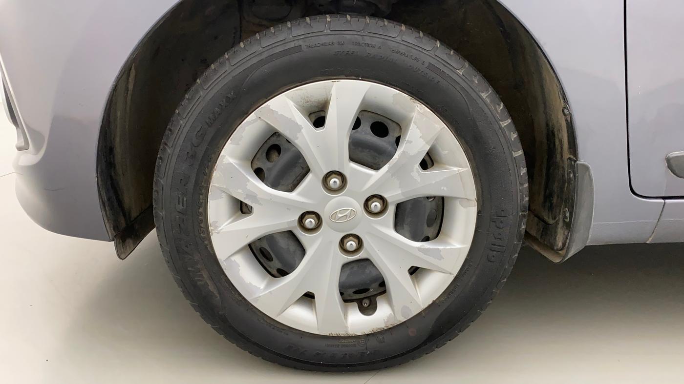 2015 Hyundai Grand i10 SPORTZ 1.2 KAPPA VTVT, Petrol, Manual, 31,234 km, Left Front Wheel