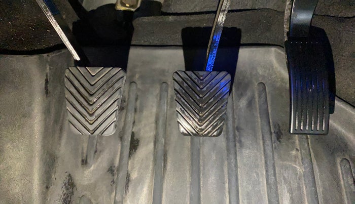 2022 Hyundai NEW I20 ASTA 1.2 MT, Petrol, Manual, 29,690 km, Pedals