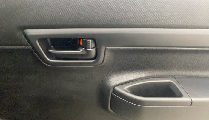 2022 Maruti S PRESSO VXI, Petrol, Manual, 8,373 km, Driver Side Door Panels Control