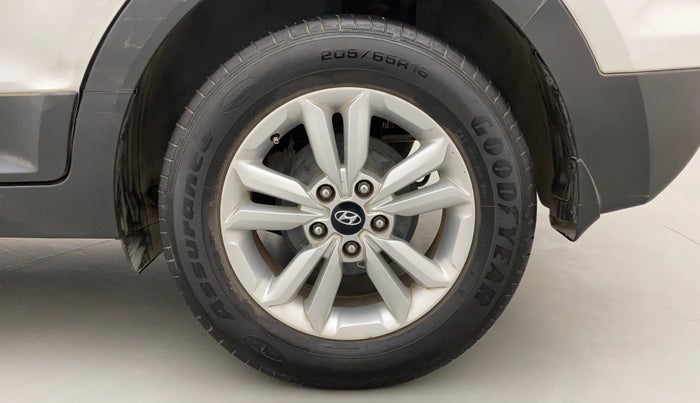 2016 Hyundai Creta SX PLUS 1.6 PETROL, Petrol, Manual, 61,936 km, Left Rear Wheel
