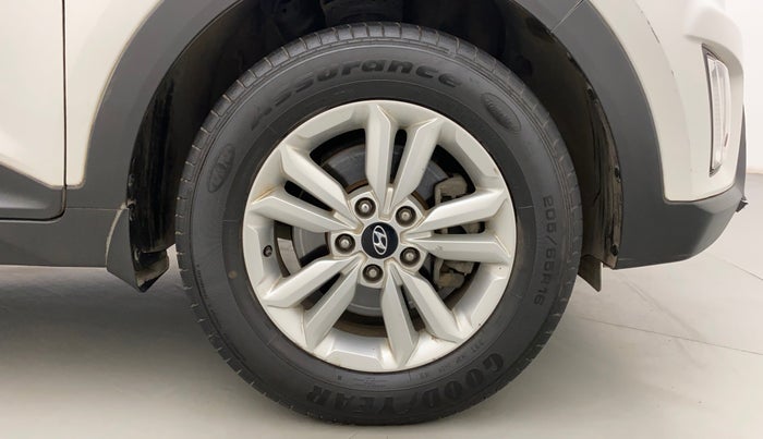 2016 Hyundai Creta SX PLUS 1.6 PETROL, Petrol, Manual, 61,936 km, Right Front Wheel