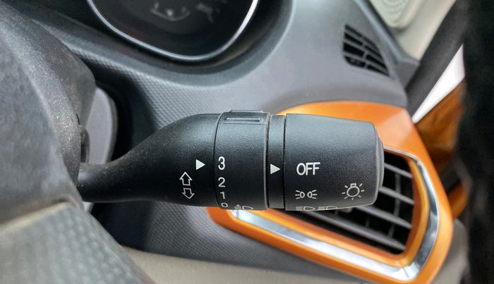 2018 Tata Tiago XZ PETROL, Petrol, Manual, 33,433 km, Dashboard - Headlight height adjustment not working