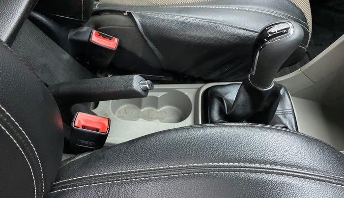 2018 Tata Tiago XZ PETROL, Petrol, Manual, 33,433 km, Gear Lever