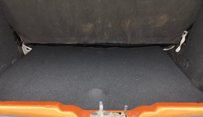 2018 Tata Tiago XZ PETROL, Petrol, Manual, 33,433 km, Boot Inside