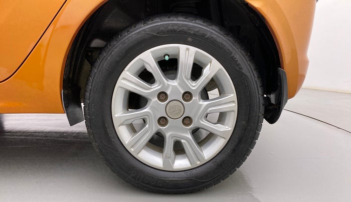 2018 Tata Tiago XZ PETROL, Petrol, Manual, 33,433 km, Left Rear Wheel