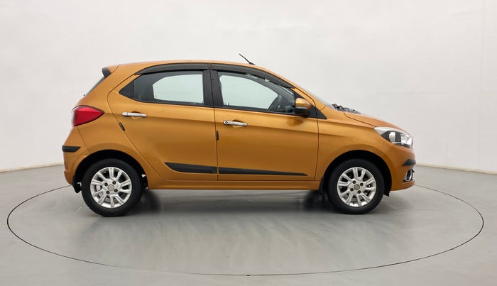 2018 Tata Tiago XZ PETROL, Petrol, Manual, 33,433 km, Right Side View