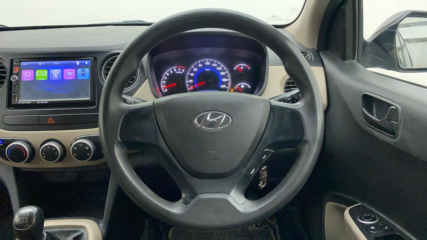2017 Hyundai Grand i10 MAGNA 1.2 KAPPA VTVT, CNG, Manual, 73,491 km, Steering Wheel Close Up