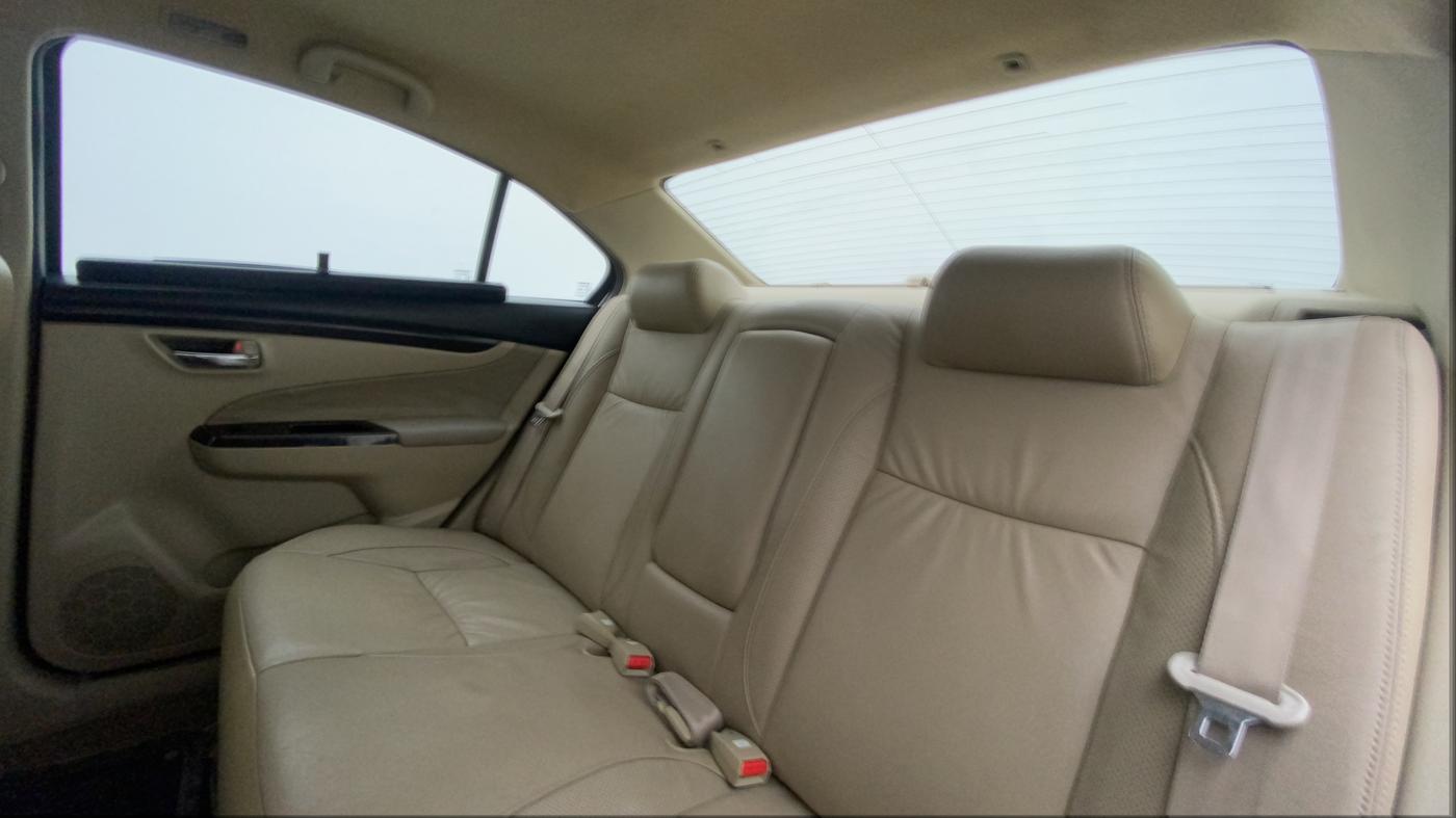 2016 Maruti Ciaz ZXI+, Petrol, Manual, 80,506 km, Right Side Rear Door Cabin