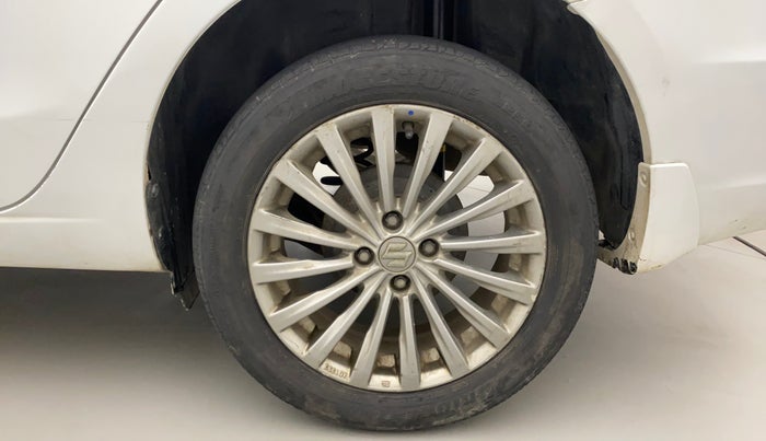 2016 Maruti Ciaz ZXI+, Petrol, Manual, 80,506 km, Left Rear Wheel