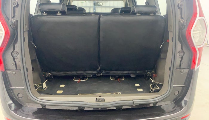 2015 Renault Lodgy 110 PS RXL 8STR, Diesel, Manual, 53,119 km, Boot Inside