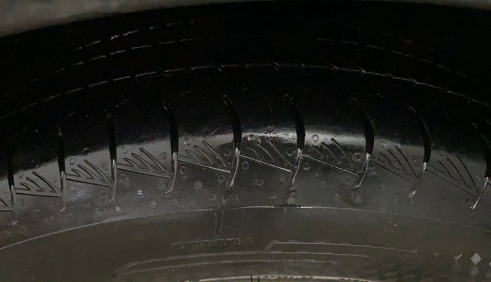 2016 Hyundai Creta SX PLUS AT 1.6 PETROL, Petrol, Automatic, 67,102 km, Left Front Tyre Tread