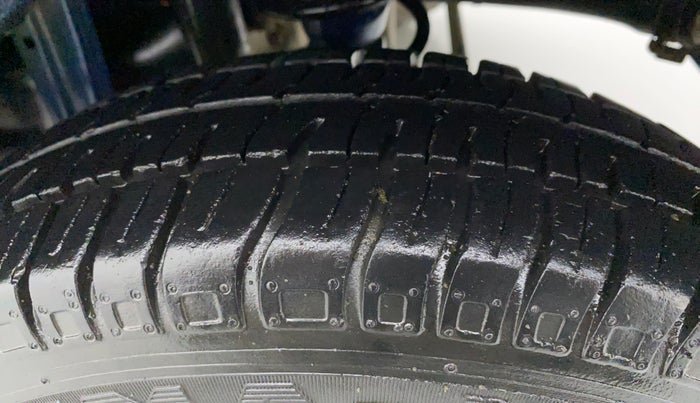 2013 Maruti Alto 800 LXI, Petrol, Manual, 9,008 km, Left Rear Tyre Tread