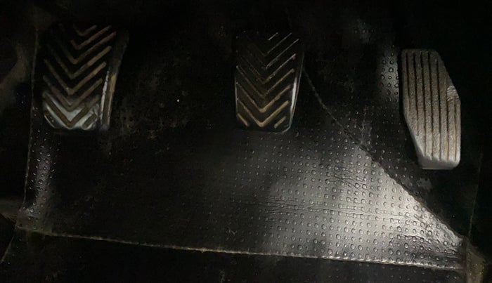 2013 Hyundai Eon MAGNA +, Petrol, Manual, 53,581 km, Pedals