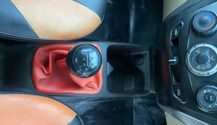 2013 Hyundai Eon MAGNA +, Petrol, Manual, 53,581 km, Gear Lever