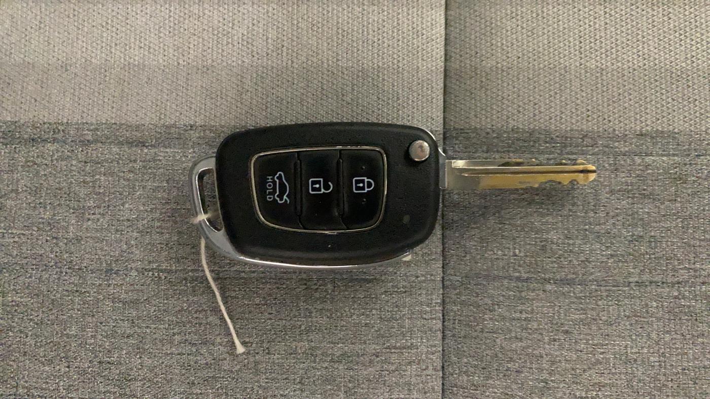 2019 Hyundai GRAND I10 NIOS SPORTZ AMT 1.2 KAPPA VTVT, Petrol, Automatic, 1,13,318 km, Key Close Up