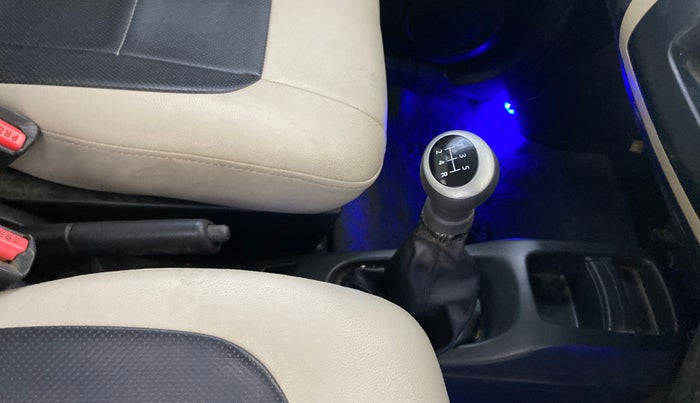 2017 Maruti Wagon R 1.0 LXI CNG, CNG, Manual, 50,765 km, Gear Lever