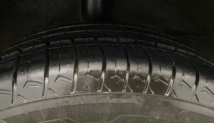 2019 Hyundai NEW SANTRO SPORTZ AMT, Petrol, Automatic, 42,049 km, Right Rear Tyre Tread