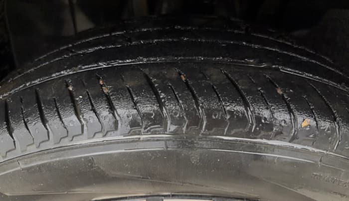 2023 Renault Kiger RXZ TURBO CVT, Petrol, Automatic, 50,755 km, Left Front Tyre Tread