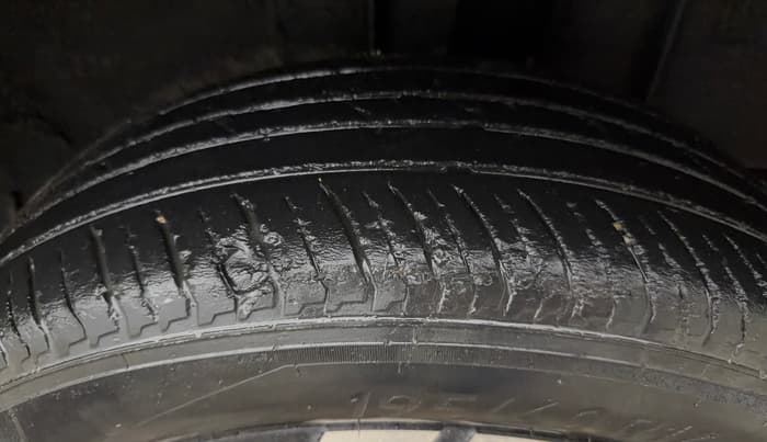2023 Renault Kiger RXZ TURBO CVT, Petrol, Automatic, 50,755 km, Left Rear Tyre Tread
