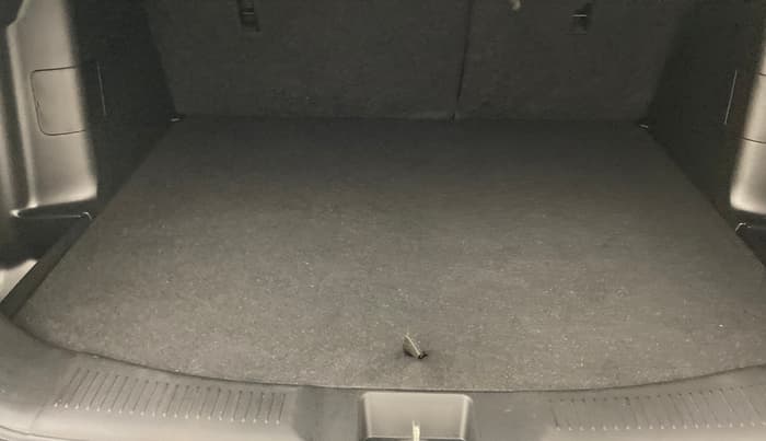 2023 Maruti Grand Vitara DELTA SMART HYBRID AT, Petrol, Automatic, 56,083 km, Boot Inside