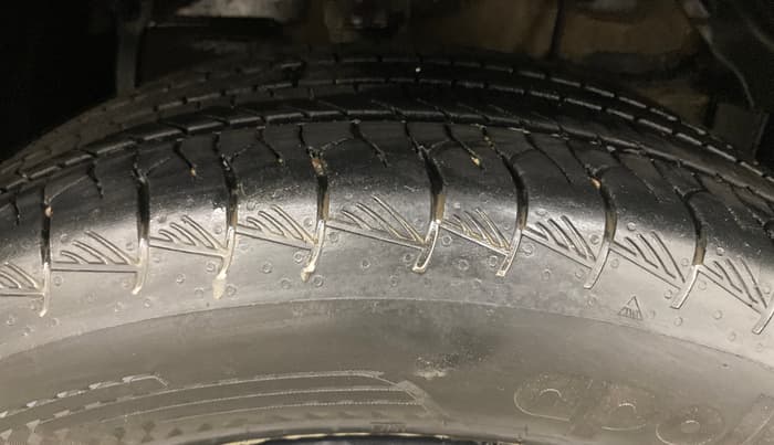 2023 Maruti Grand Vitara DELTA SMART HYBRID AT, Petrol, Automatic, 56,083 km, Right Front Tyre Tread