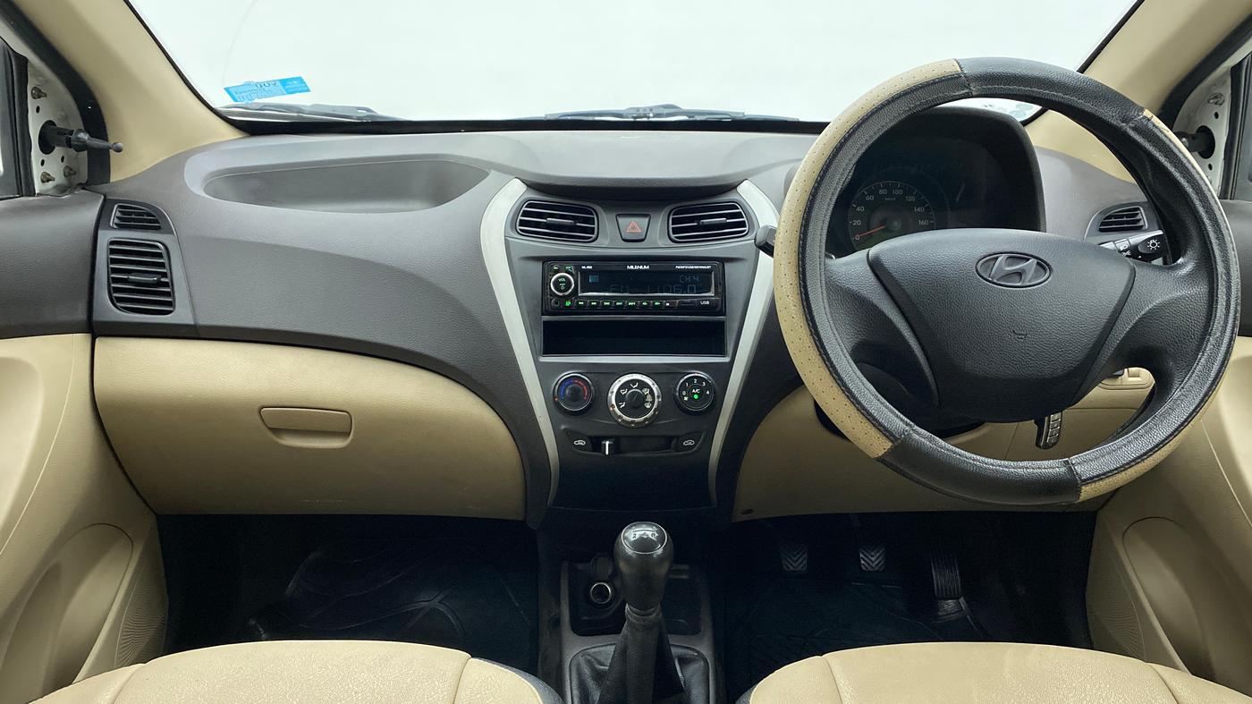 2018 Hyundai Eon ERA +, CNG, Manual, 33,366 km, Dashboard