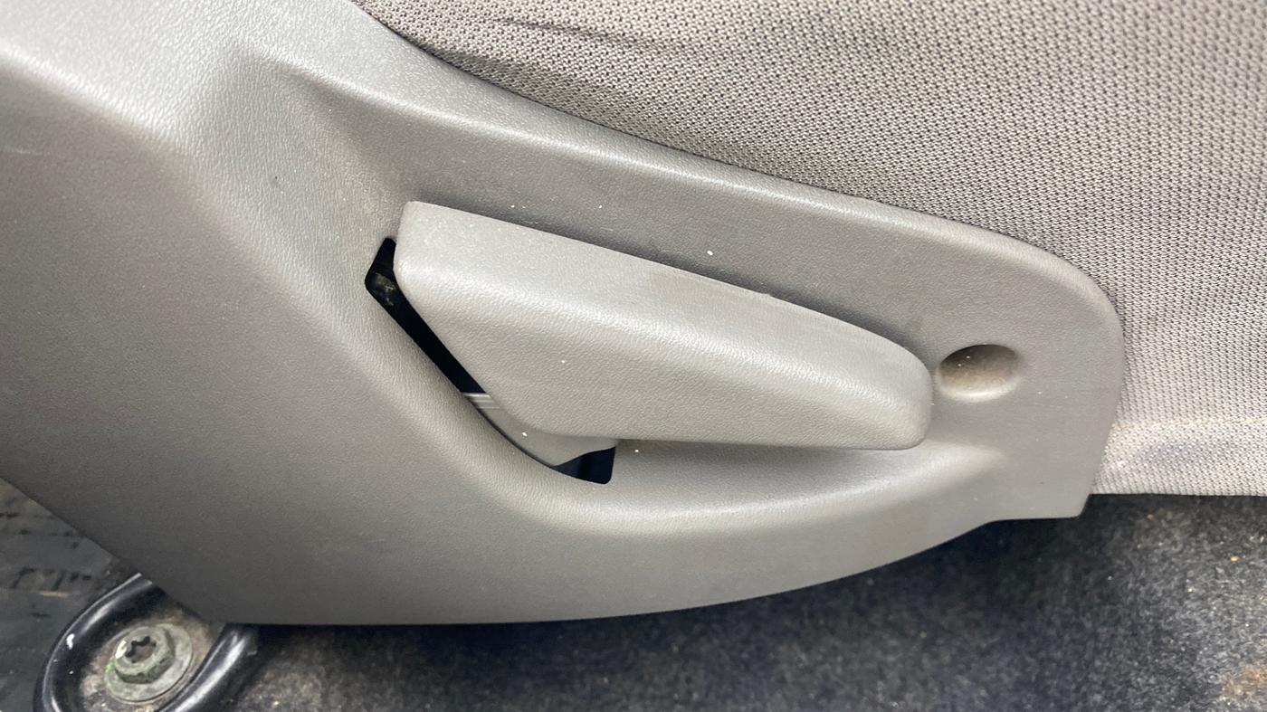 2014 Datsun Go T, Petrol, Manual, 25,956 km, Driver Side Adjustment Panel