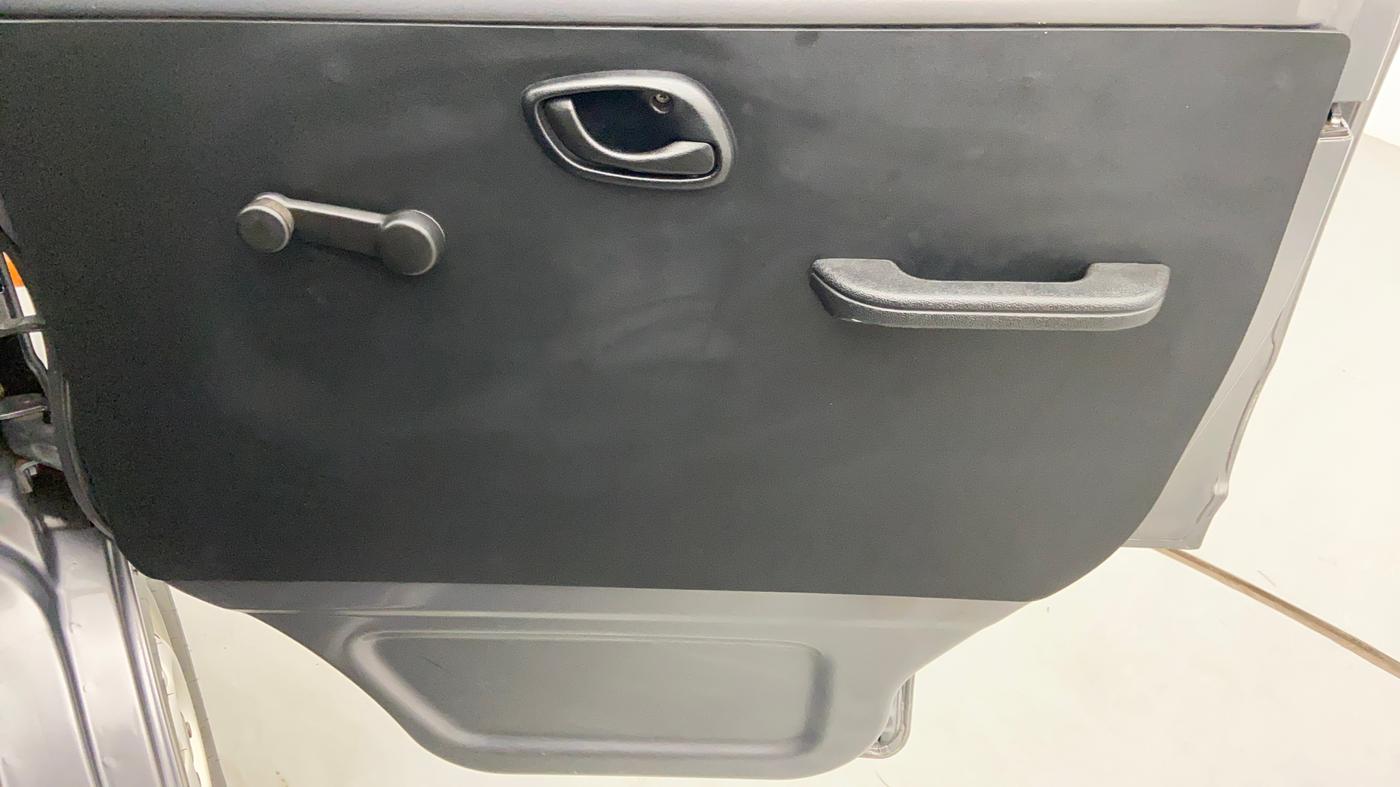 2018 Maruti Eeco 5 STR WITH AC PLUSHTR, Petrol, Manual, 31,845 km, Driver Side Door Panels Control
