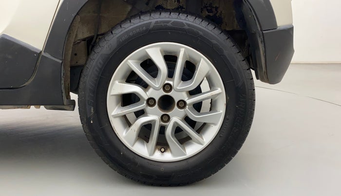 2016 Mahindra Kuv100 K8 D 6 STR, Diesel, Manual, 75,661 km, Left Rear Wheel