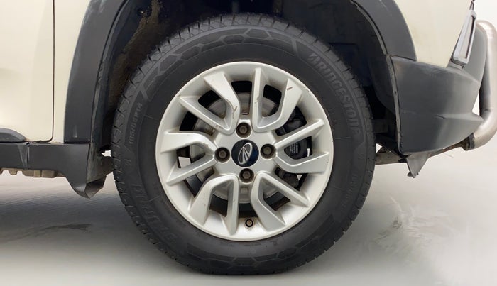 2016 Mahindra Kuv100 K8 D 6 STR, Diesel, Manual, 75,661 km, Right Front Wheel