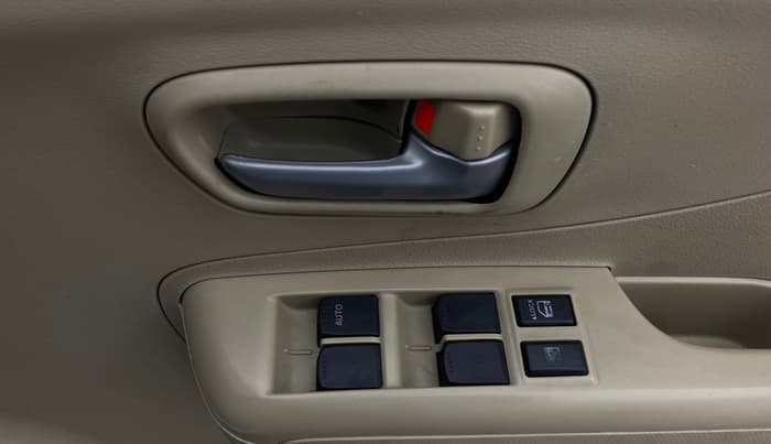 2013 Maruti A Star VXI (ABS) AT, Petrol, Automatic, 79,346 km, Driver Side Door Panels Control