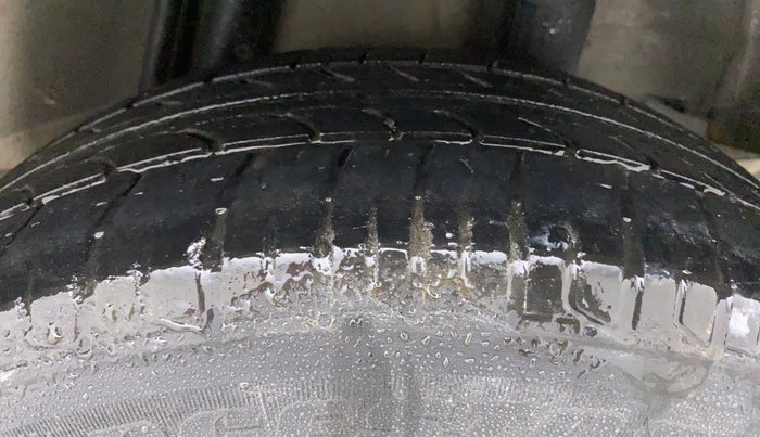 2010 Honda City 1.5L I-VTEC V MT, Petrol, Manual, 60,395 km, Left Rear Tyre Tread