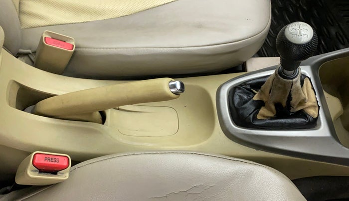 2010 Honda City 1.5L I-VTEC V MT, Petrol, Manual, 60,395 km, Gear Lever