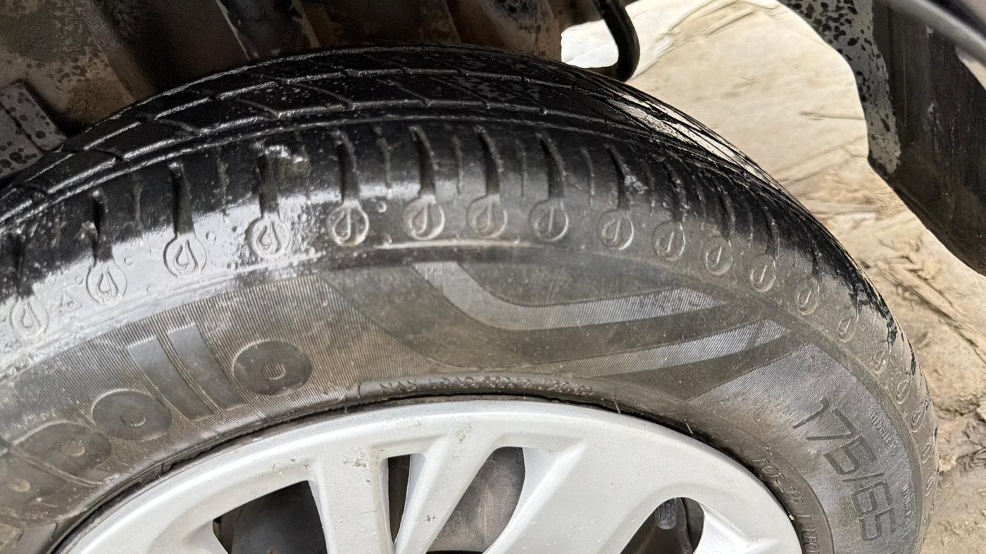 2024 Tata TIGOR XZA Plus iCNG , CNG, Automatic, 10,112 km, Left Rear Tyre Tread