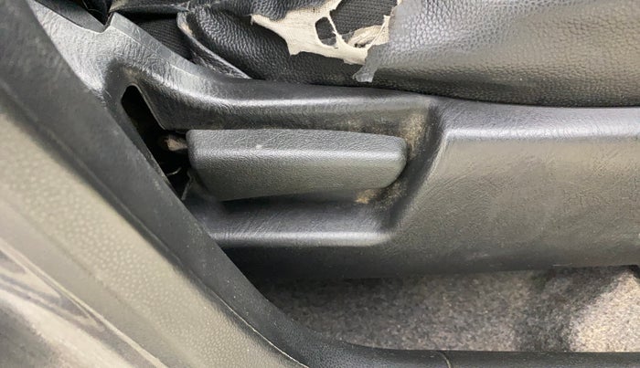 2022 Maruti Alto LXI, Petrol, Manual, 76,255 km, Driver Side Adjustment Panel