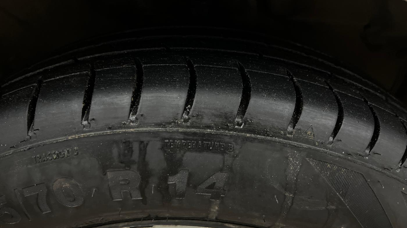 2017 Maruti Celerio ZXI AMT, Petrol, Automatic, 36,721 km, Right Front Tyre Tread