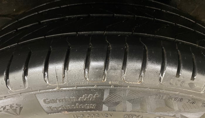 2021 Hyundai NEW I20 ASTA (O) 1.2 MT, Petrol, Manual, 87,249 km, Left Rear Tyre Tread