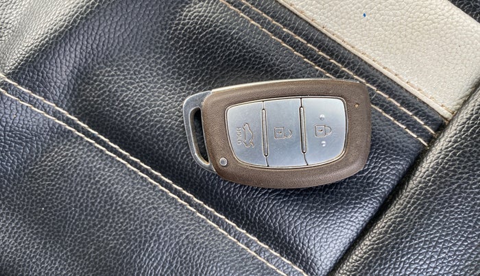 2019 Hyundai GRAND I10 NIOS ASTA 1.2 KAPPA VTVT, Petrol, Manual, 72,856 km, Key Close Up