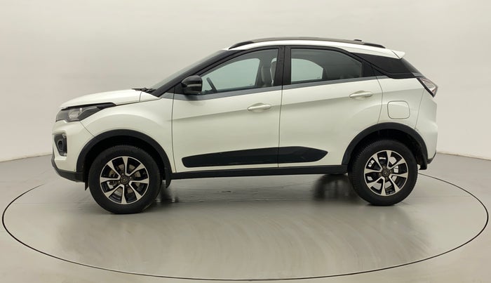 2020 Tata NEXON XZA PLUS SUNROOF PETROL, Petrol, Automatic, 62,116 km, Left Side