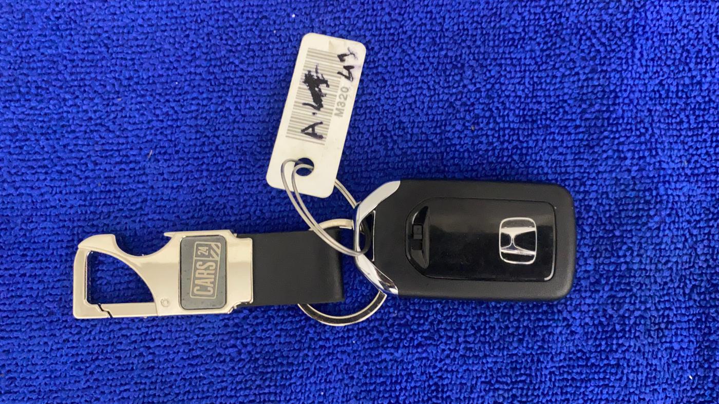 2018 Honda City 1.5L I-VTEC VX, Petrol, Manual, 31,998 km, Key Close Up