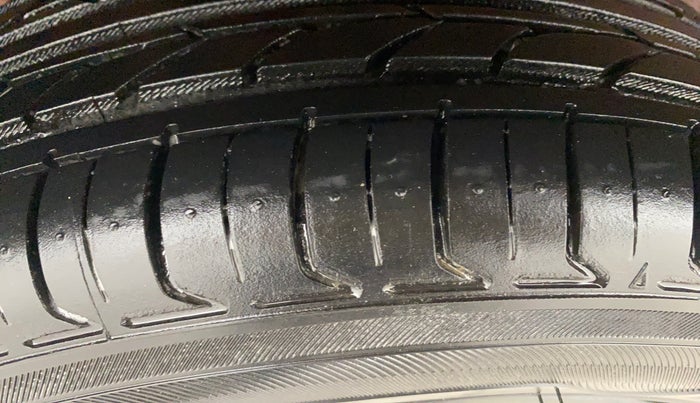 2019 Maruti IGNIS ZETA 1.2 AMT, Petrol, Automatic, 56,690 km, Right Rear Tyre Tread