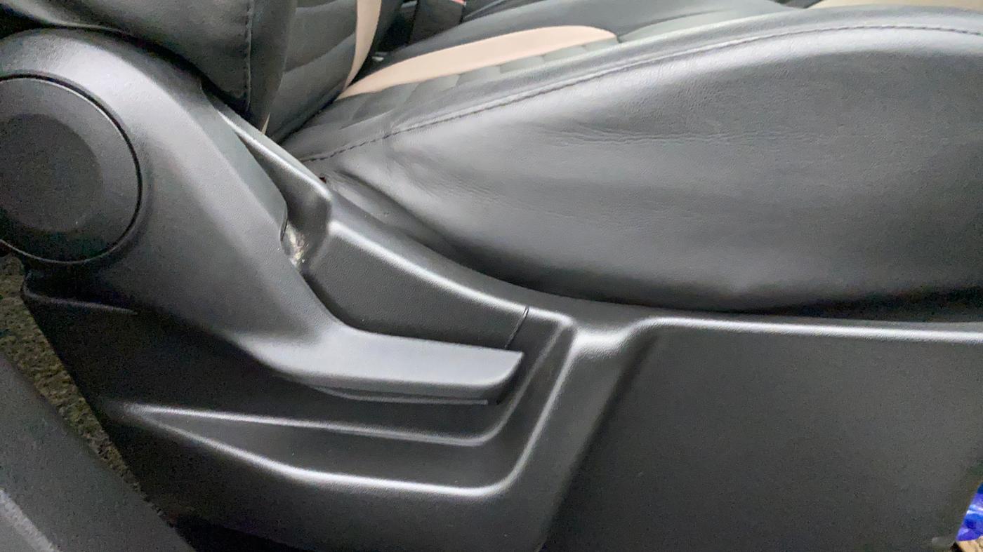 2021 Maruti New Wagon-R 1.0 Lxi (o) cng, CNG, Manual, 19,027 km, Driver Side Adjustment Panel