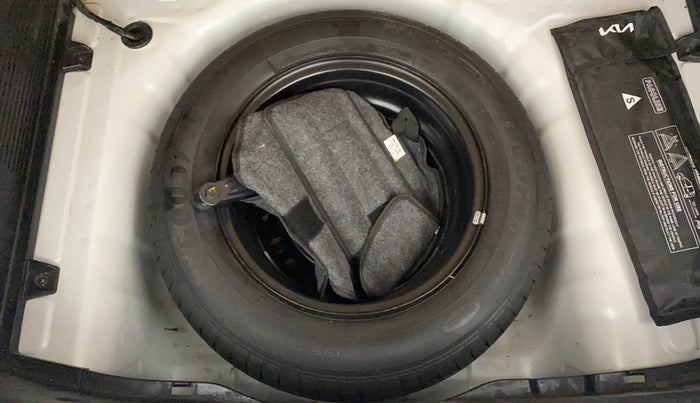 2023 KIA SONET HTK PLUS 1.5 IMT, Diesel, Manual, 38,169 km, Spare Tyre