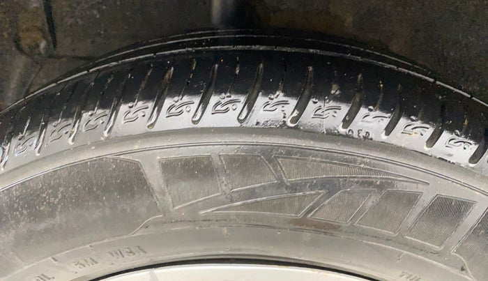 2023 KIA SONET HTK PLUS 1.5 IMT, Diesel, Manual, 38,169 km, Right Rear Tyre Tread