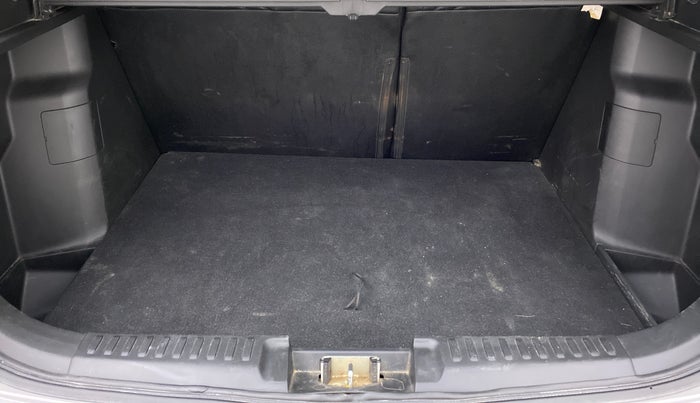 2018 Maruti Vitara Brezza ZDI, Diesel, Manual, 32,937 km, Boot Inside