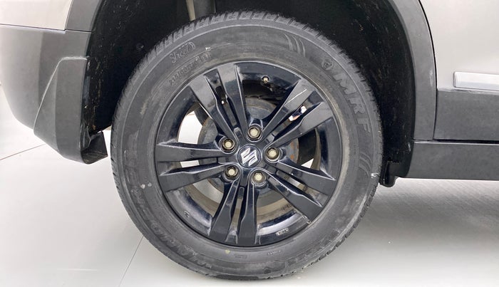2018 Maruti Vitara Brezza ZDI, Diesel, Manual, 32,937 km, Right Rear Wheel