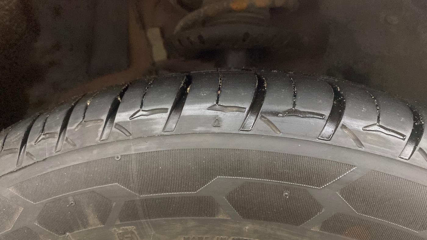 2020 Volkswagen Polo 1.0 GT TSI AT, Petrol, Automatic, 63,109 km, Right Front Tyre Tread
