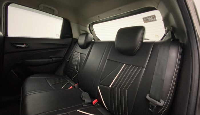 2018 Maruti Swift ZXI, Petrol, Manual, 60,837 km, Right Side Rear Door Cabin