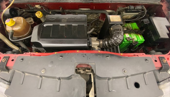 2016 Mahindra Kuv100 K6 5 STR, Petrol, Manual, 48,688 km, Open Bonet