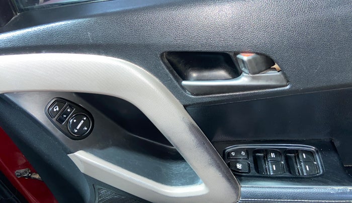 2017 Hyundai Creta SX (O) 1.6 DIESEL, Diesel, Manual, 96,159 km, Driver Side Door Panels Control